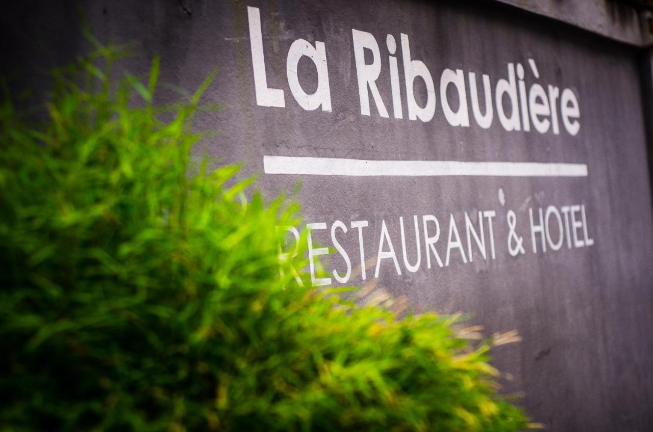 Hotel Restaurant La Ribaudiere Антананариву Екстериор снимка